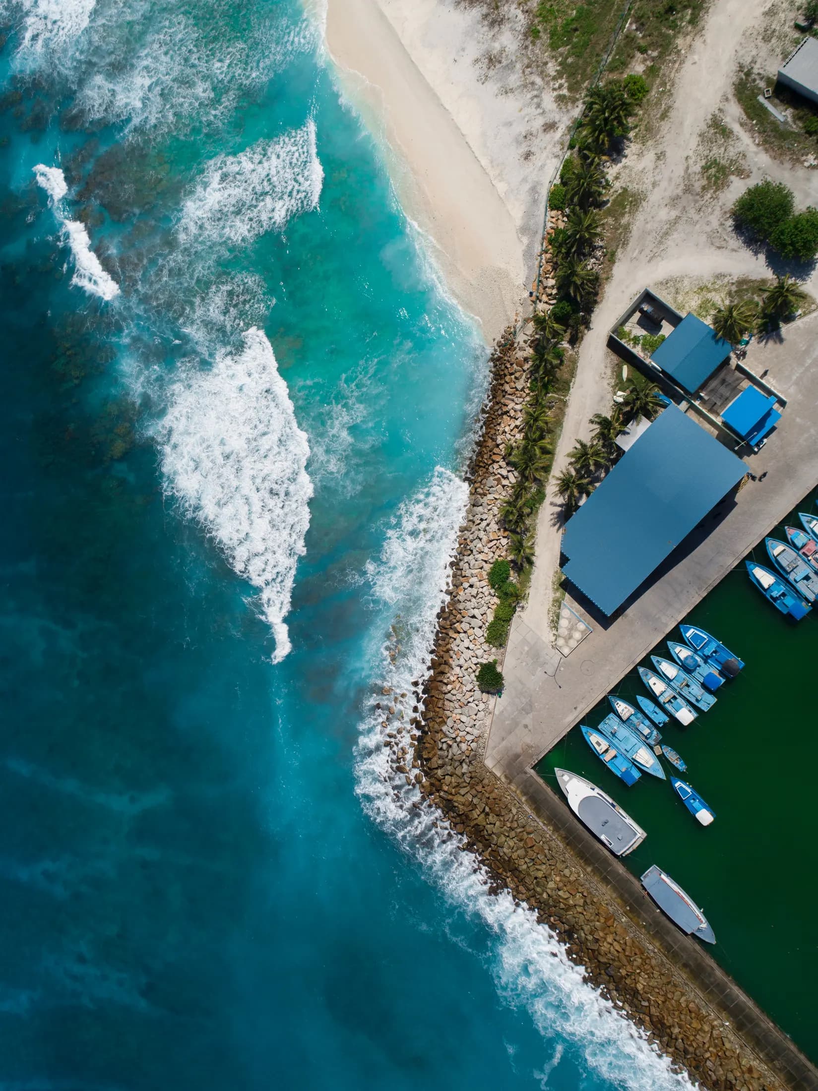 Fuvahmulah harbour and its boats from above